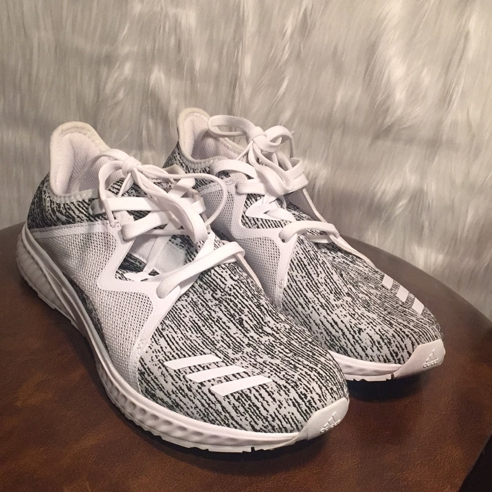 Adidas Bounce Edge Lux